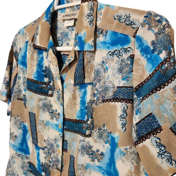 Donnkenny Blouse Size Medium Lightweight Front Buttons Short Sleeve - Picture 2 of 11